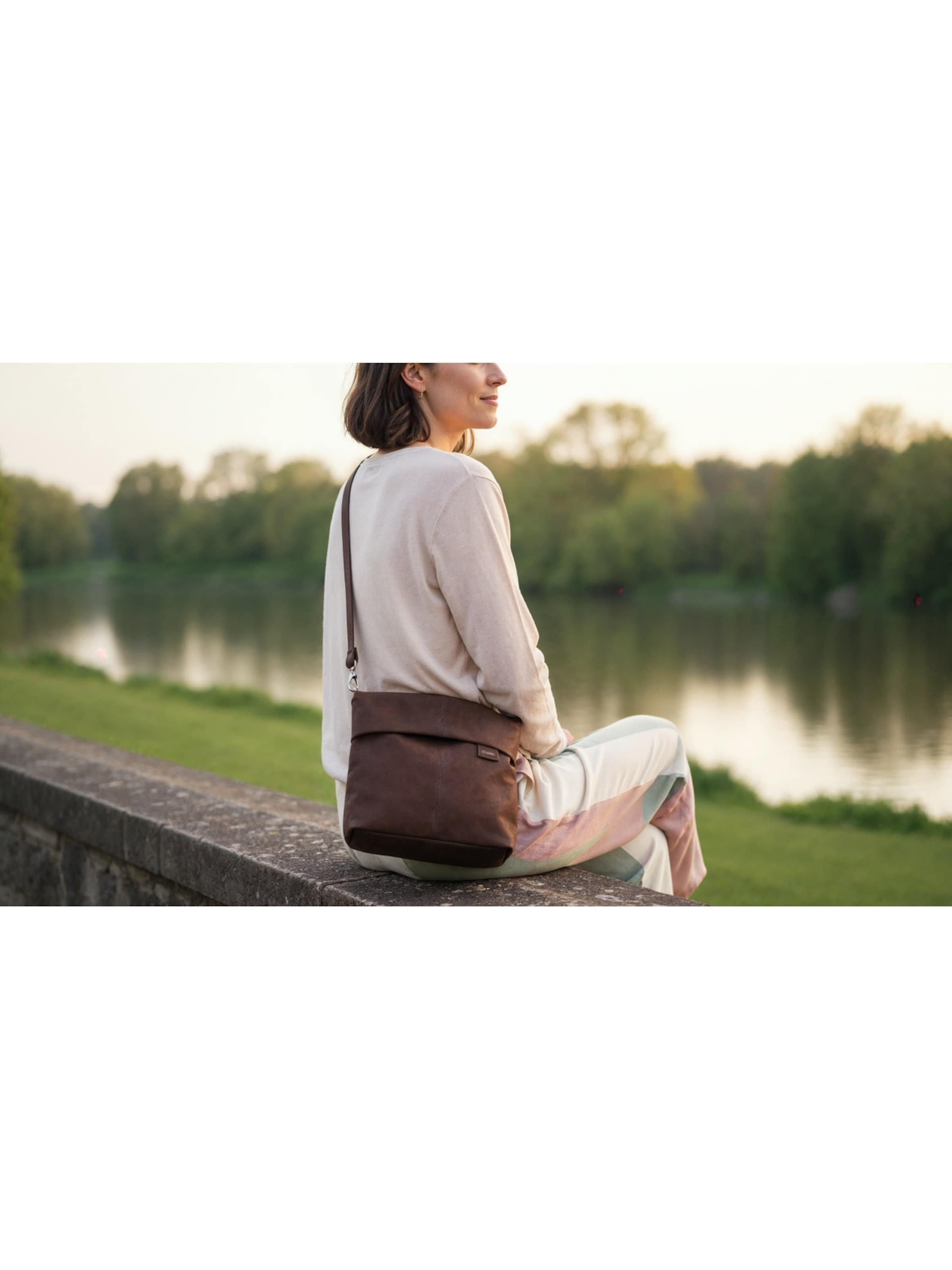 Borsa a mano 'MADEMOISELLE.M M8' di ZWEI in marrone