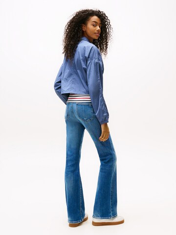 Tommy Jeans Демисезонная куртка в Синий
