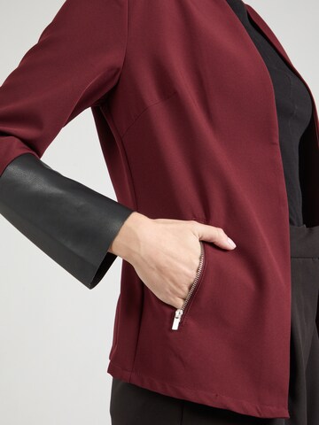 Blazer 'Silvia' di ABOUT YOU in rosso
