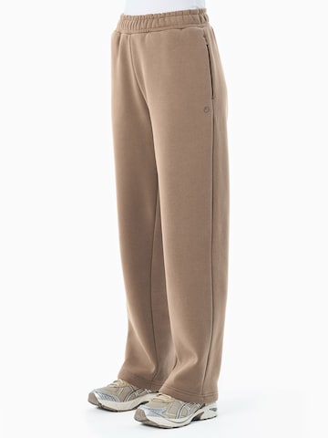 Organication Loose fit Pants in Brown