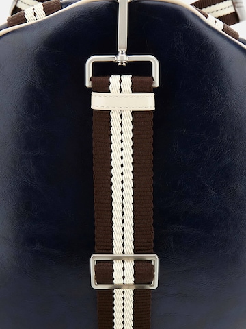 GUESS Weekender 'Oslo' in Blau