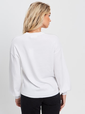 Sweat-shirt 'MALVINA' The Fated en blanc : derrière