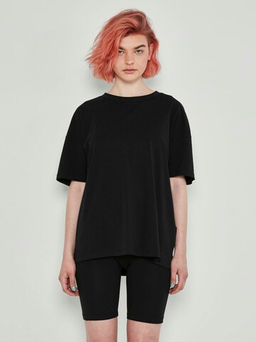 Noisy may Set (Shirt und Radler) in Schwarz: Vorderseite