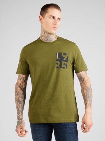 T-Shirt TOMMY HILFIGER en vert : devant