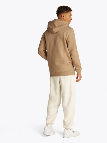 Tommy Jeans Свитшот в Коричневый