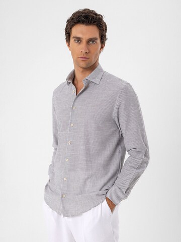 Regular fit Camicia di Antioch in grigio