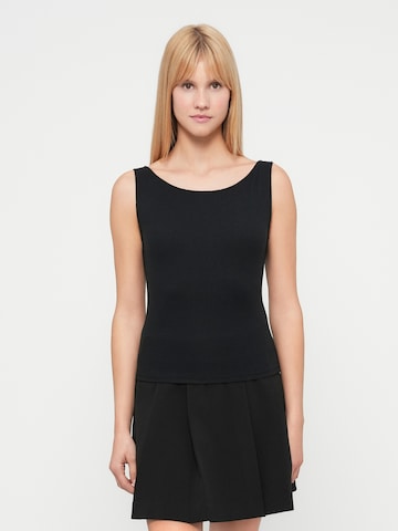 HOLLISTER Τοπ σε μαύρο: μπροστά