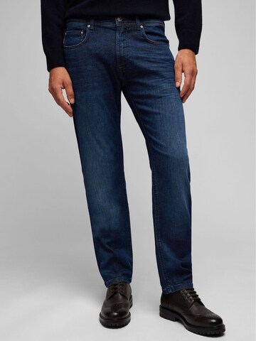 HECHTER PARIS Tapered Jeans in Blue: front