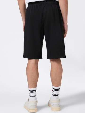 Champion Authentic Athletic Apparel Loosefit Shorts in Schwarz