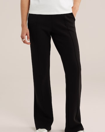 Loosefit Pantaloni con piega frontale di WE Fashion in nero: frontale