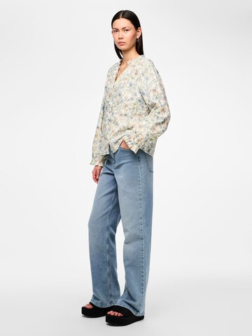 PIECES - Blusa 'Amaryl' en blanco