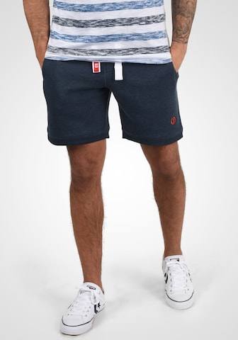 !Solid Regular Sweatshorts in Blau