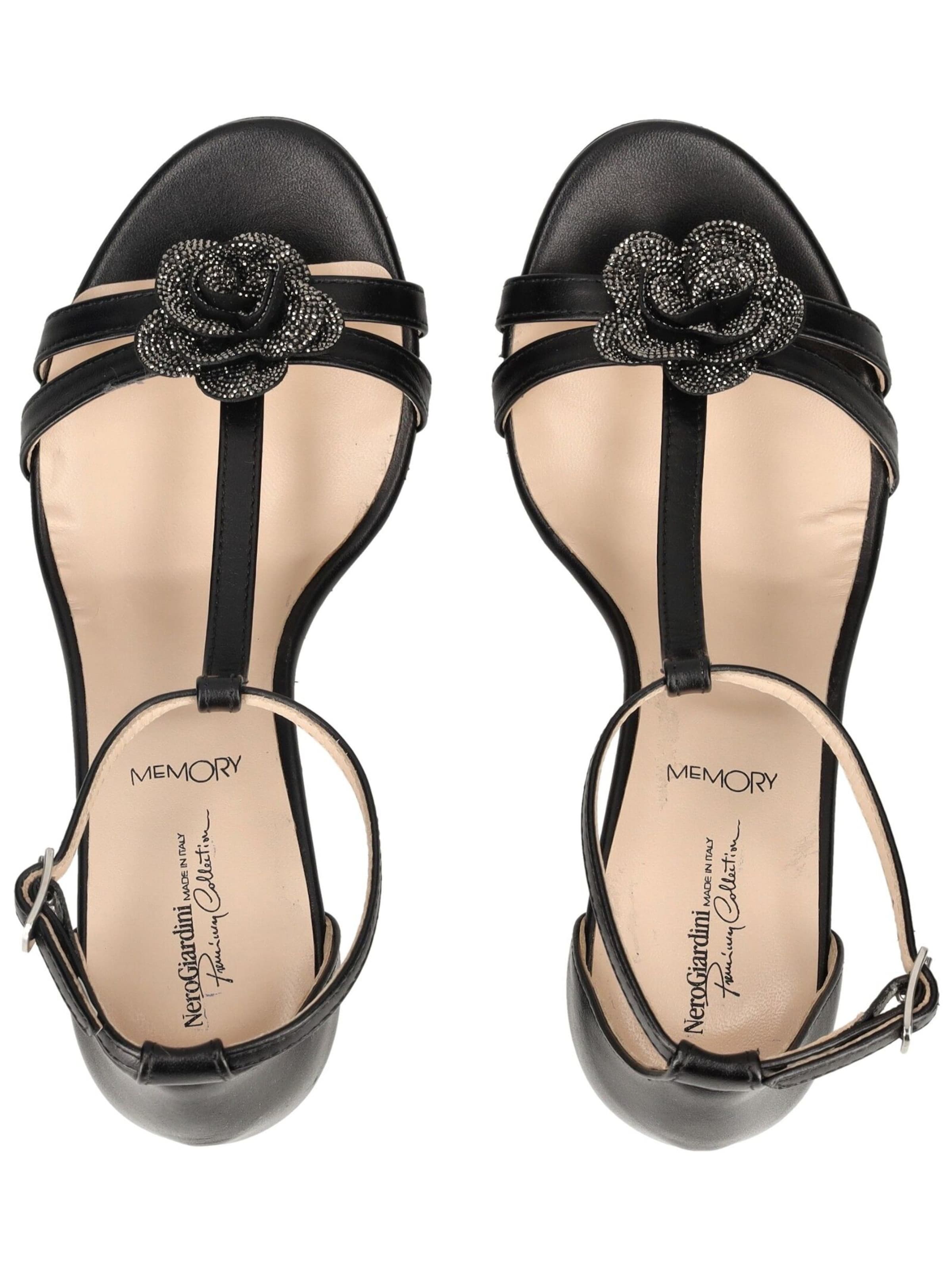 Sandalo con cinturino di Nero Giardini in nero