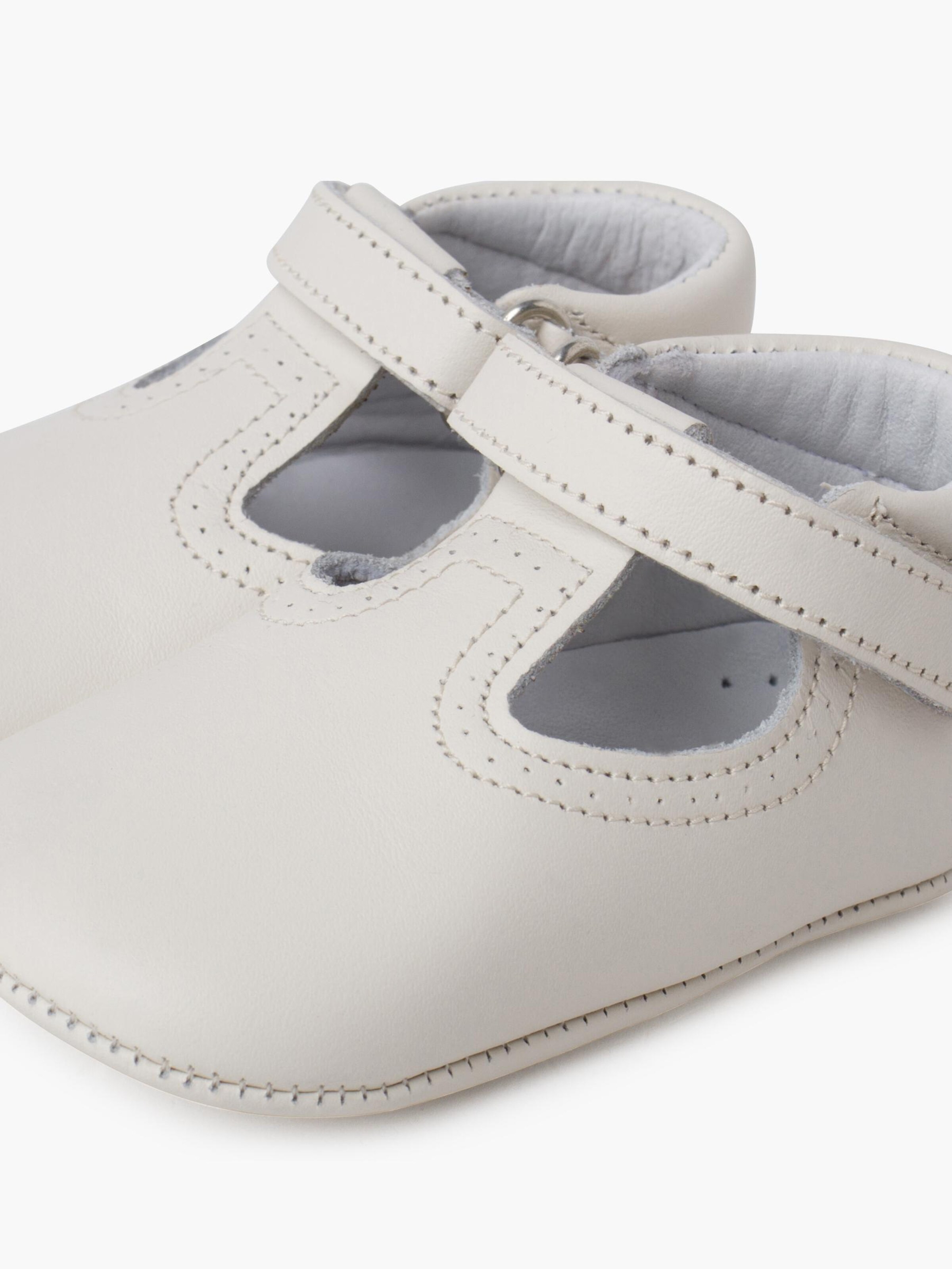 Pisamonas - Zapatos primeros pasos en beige