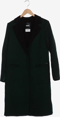 GUESS Mantel M in Grün: Vorderseite