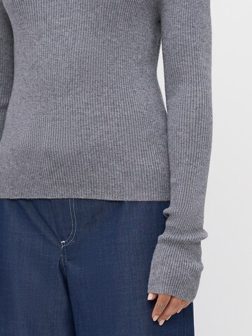 Vero Moda Petite Sweter 'VMNANCY' w kolorze szary