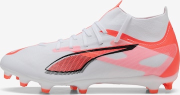 Chaussure de foot 'Ultra 5 Match+' PUMA en blanc : devant