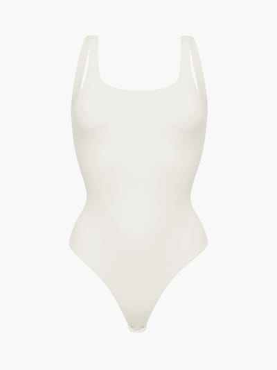 cfab Body modelant 'Low Back - Body' en XS en blanc, Vue avec produit