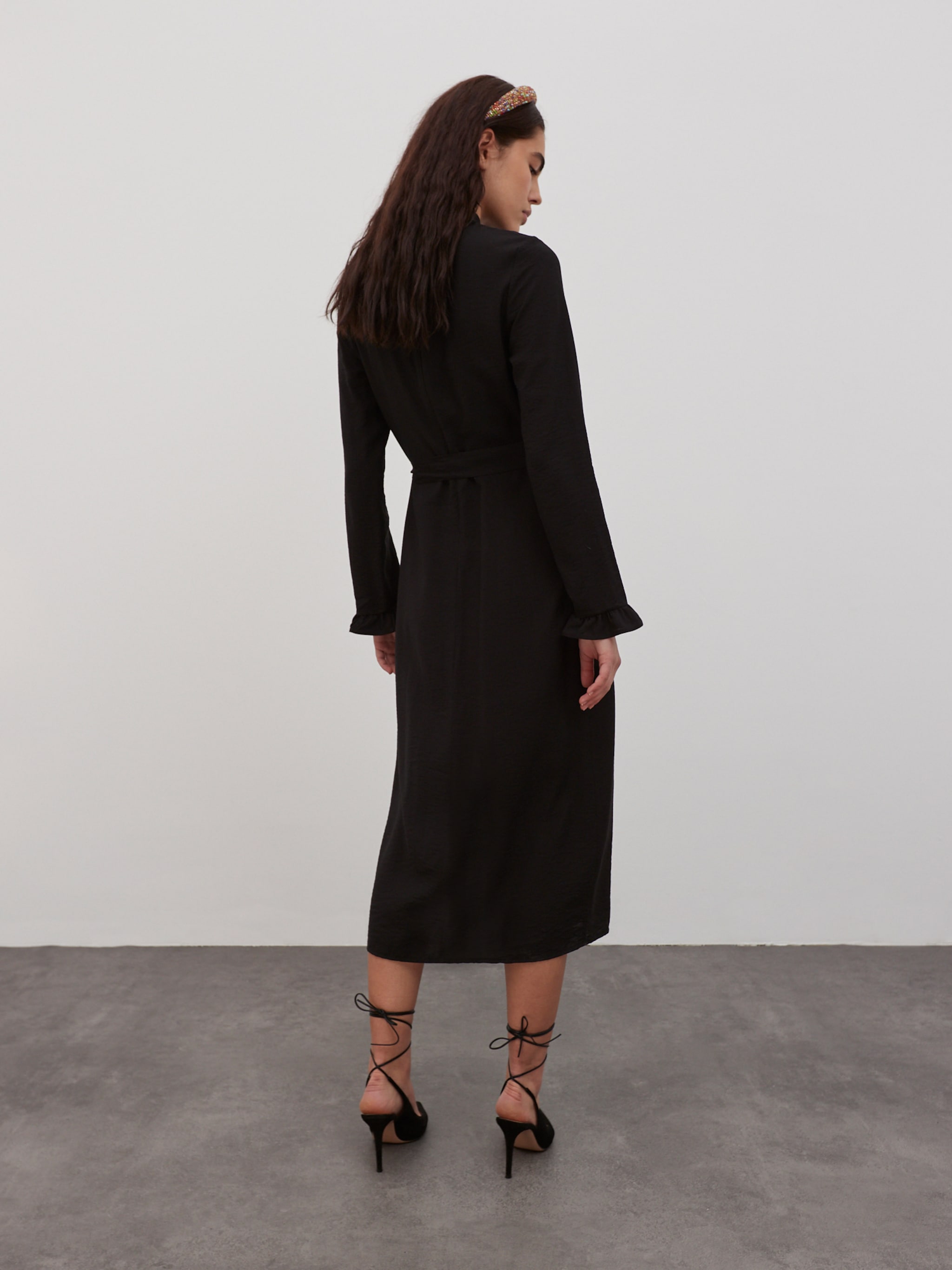 EDITED Produkte Kleid 'Neha' schwarz