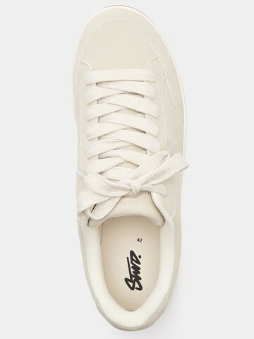 Pull&Bear Låg sneaker i beige