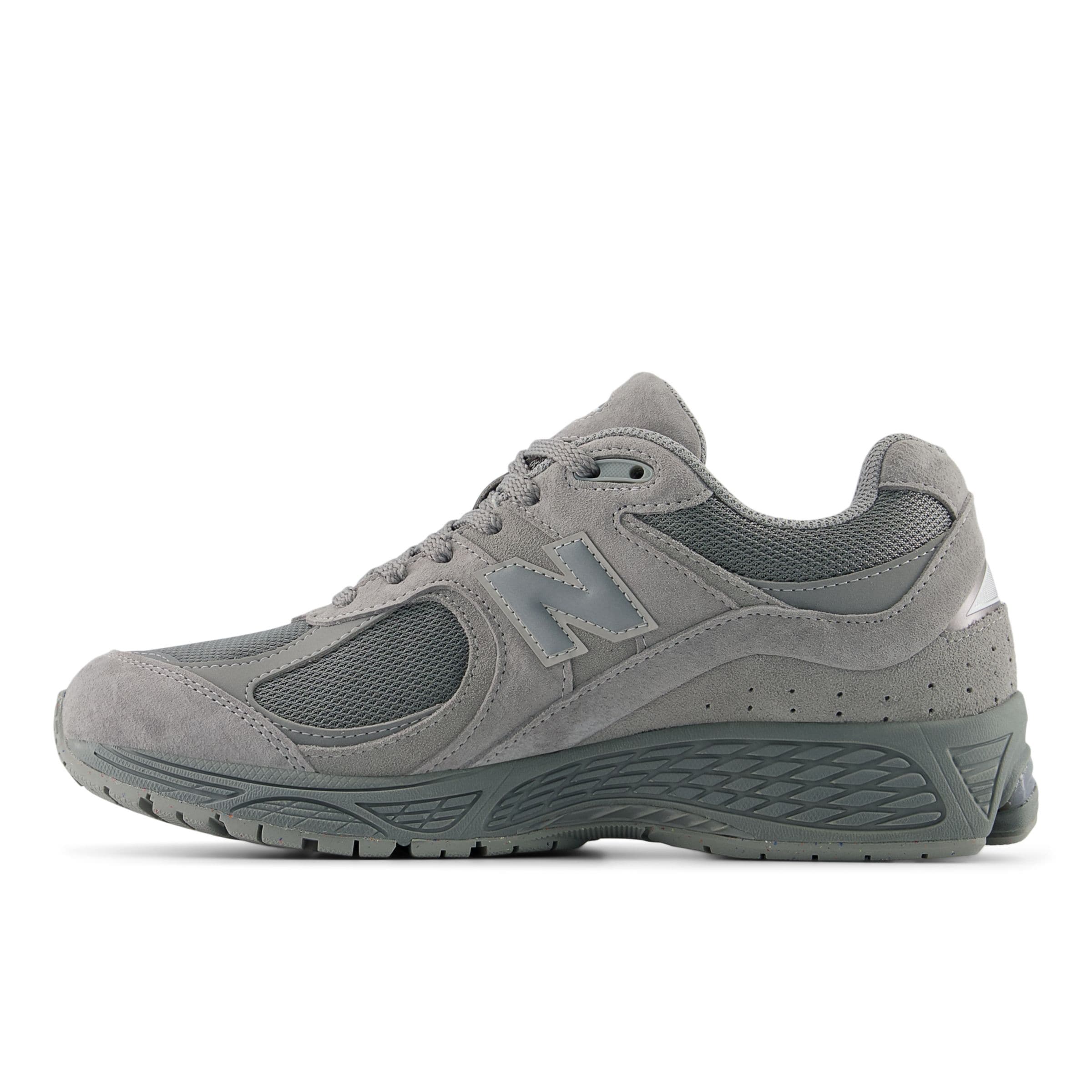 new balance Sneakers '2002R' in Grey