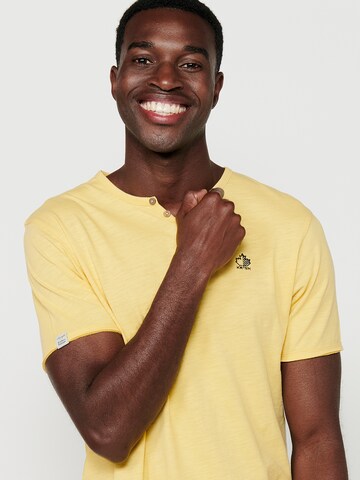 KOROSHI Shirt in Yellow