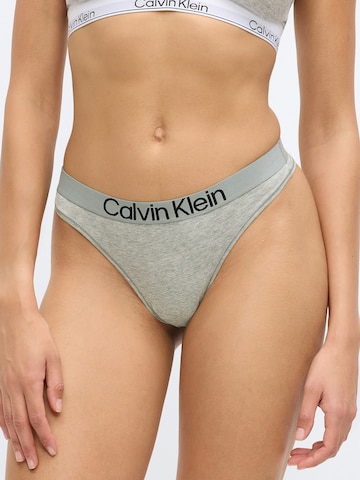 Calvin Klein Underwear Stringid, värv sinine: eest vaates