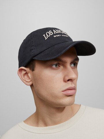 Pull&Bear Cap in Black