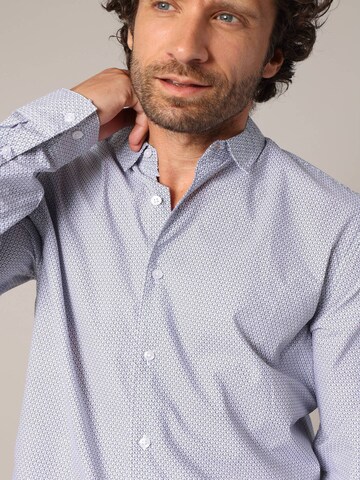 Coupe regular Chemise 'NATSU' Deeluxe en bleu