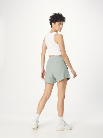 ADIDAS SPORTSWEAR Loosefit Sportshorts 'Lounge Terry Loop' in Grün