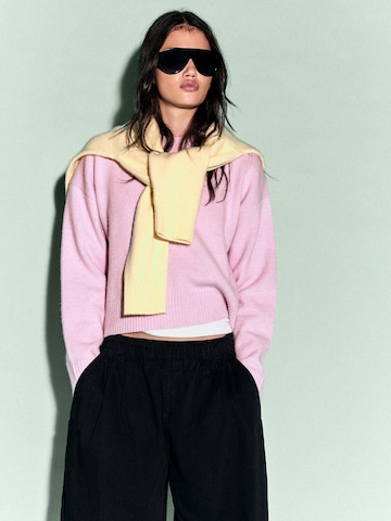 Bershka Svetr – pink