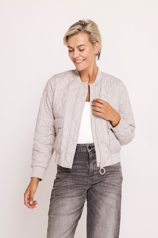 Zhrill Blazer in Beige: Vorderseite