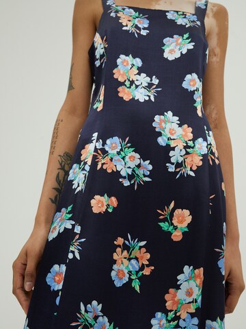 EDITED Dress 'Addison' in Blue