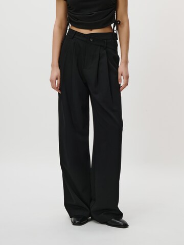 LeGer by Lena Gercke - Pierna ancha Pantalón plisado 'Svea' en negro: frente