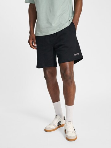 Hummel Loose fit Trousers in Black: front