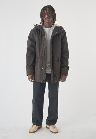 Cleptomanicx Parka 'Winter Jacket Larum Original' in Braun