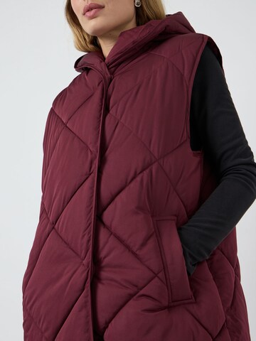 Gilet 'YASSelura' YAS en rouge