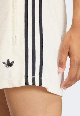 Loosefit Pantalon 'Firebird' ADIDAS ORIGINALS en blanc