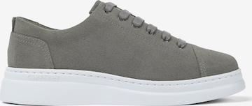 Sneaker bassa 'Runner Up' di CAMPER in grigio