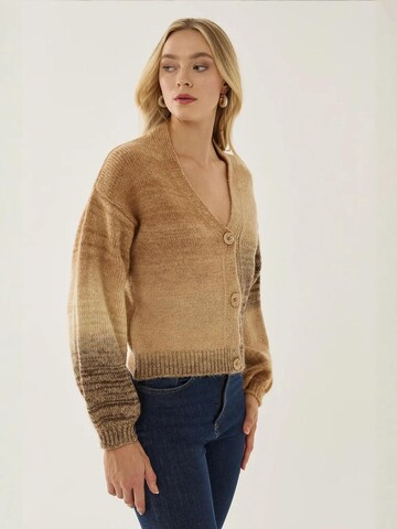 Hiccup Strickjacke in Braun