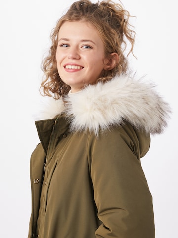 GAP Winterparka in Bruin