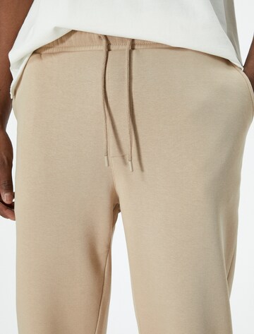Koton Tapered Broek in Beige