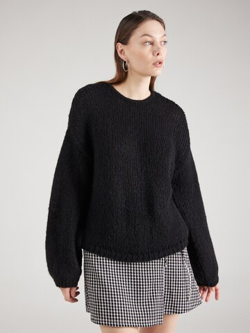 Pull-over oversize QS en noir : devant