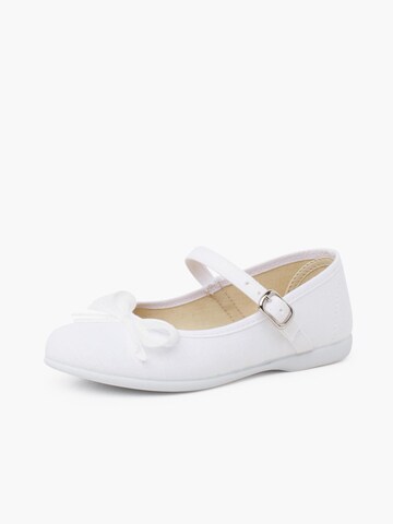 Pisamonas Ballet Flats in White: front