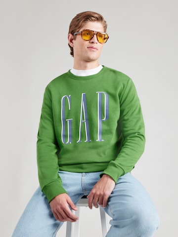 GAP Sweatshirt i grön: framsida