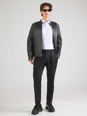 Coupe slim Chemise 'Level 5' OLYMP en blanc