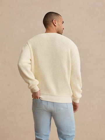 DAN FOX APPAREL Sweater 'Eren' in White