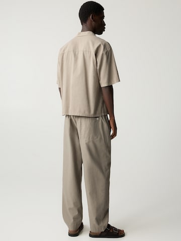 Loosefit Pantalon Pull&Bear en beige