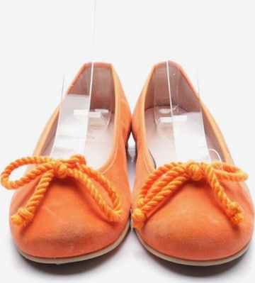 PRETTY BALLERINAS Flats & Loafers in 35 in Orange