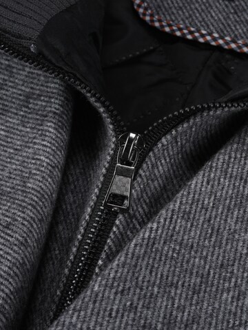 Youthup Winter Coat in Grey